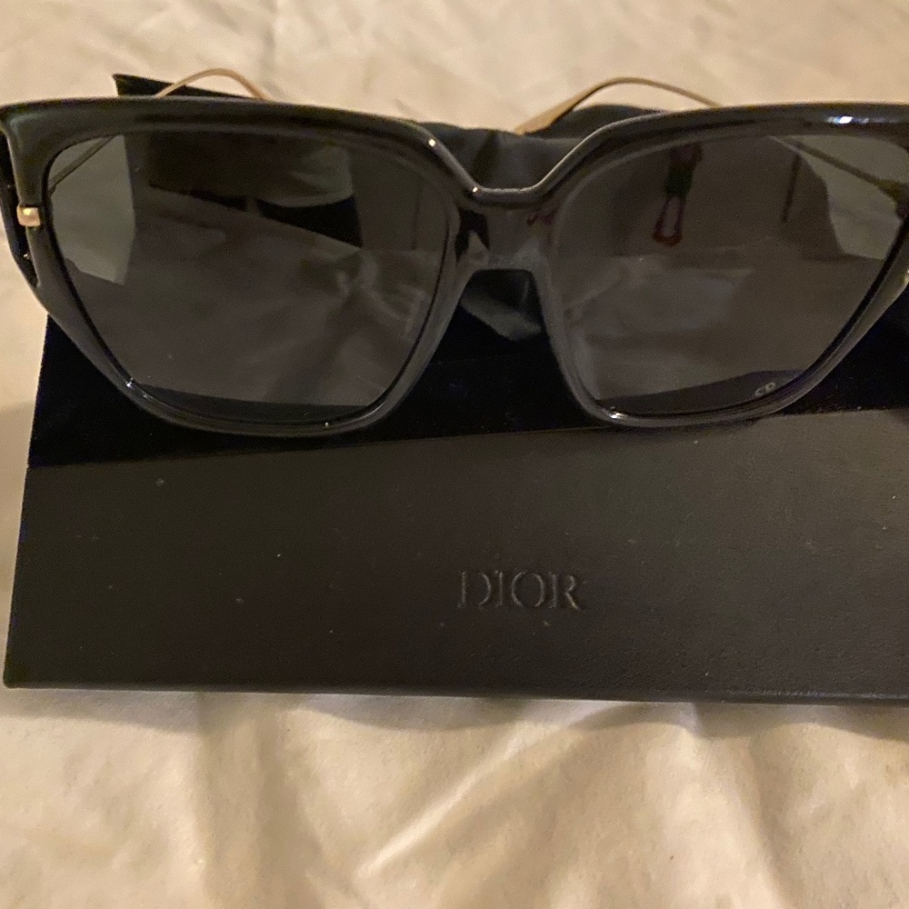 Brand new, never worn Dior Sunglasses